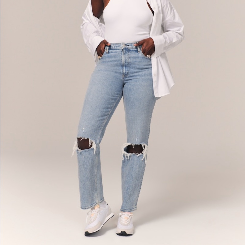 Curve Love Ultra High Rise 90s Straight Jean 4S
